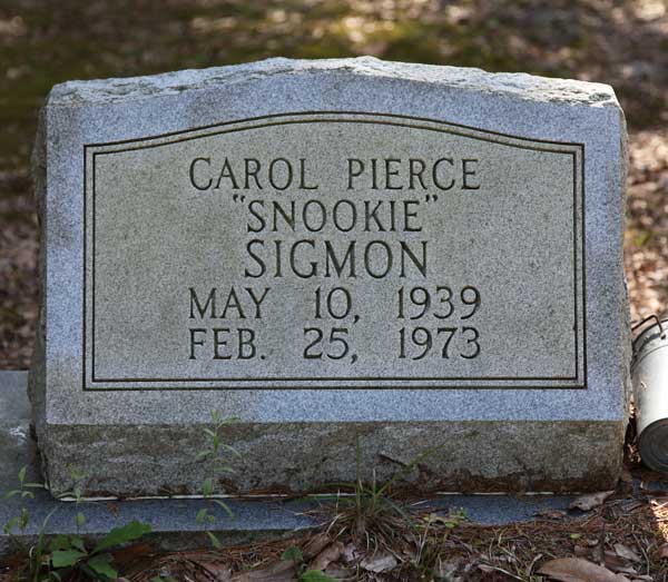 Carol Pierce Sigmon Gravestone Photo