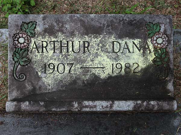 Arthur Dana Gravestone Photo