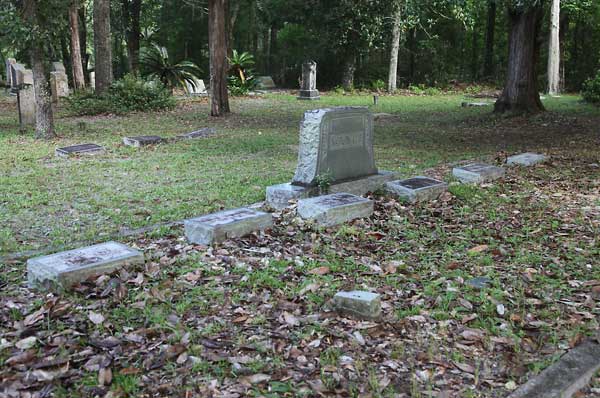  McDonald Family Plot Gravestone Photo