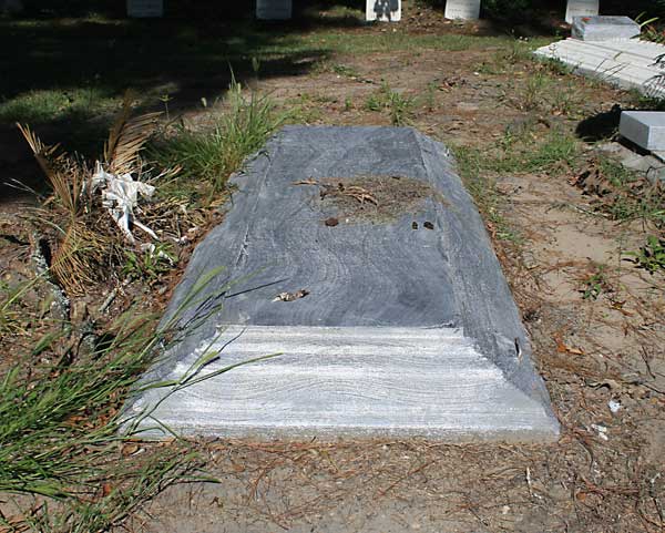  Unknown Gravestone Photo