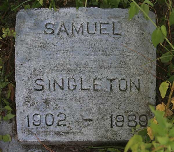 Samuel Singleton Gravestone Photo