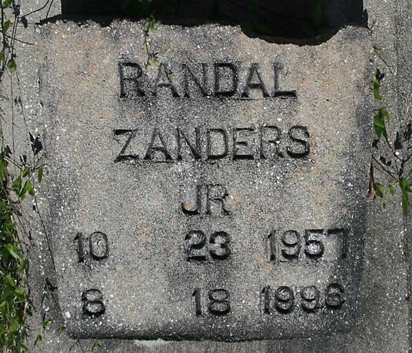 Randal Zanders Gravestone Photo