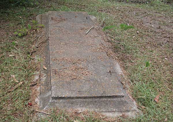  Unknown Gravestone Photo