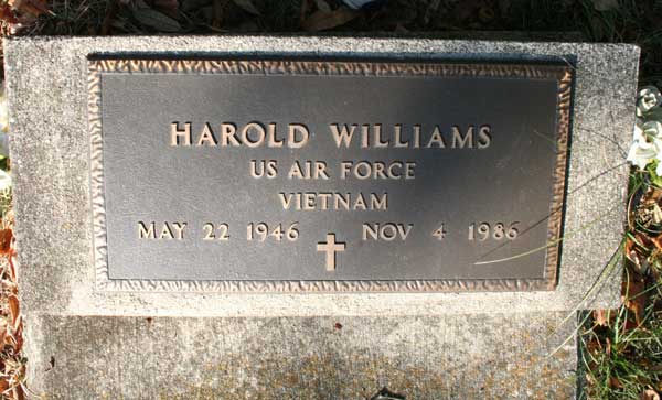 Harold Williams Gravestone Photo