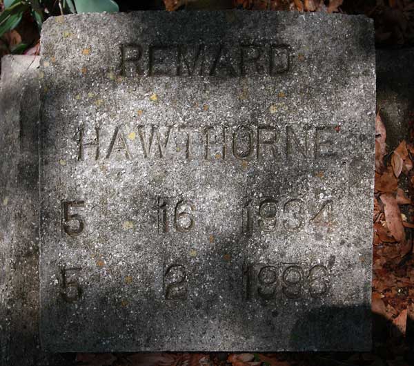 Remard Hawthorne Gravestone Photo