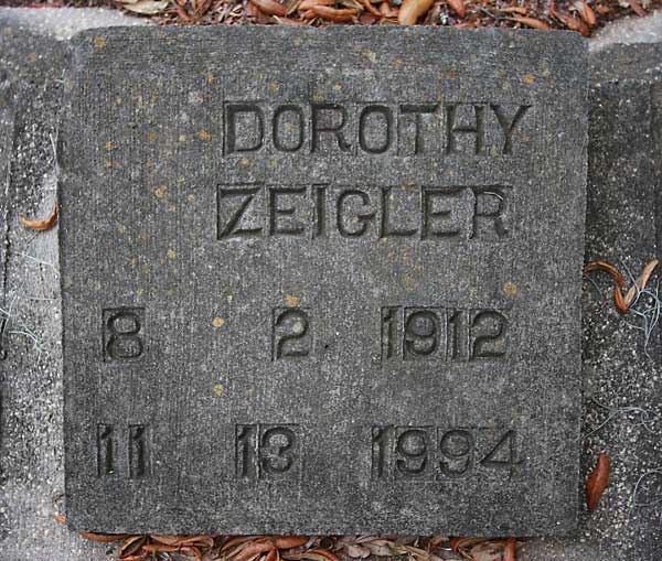Dorothy Zeigler Gravestone Photo