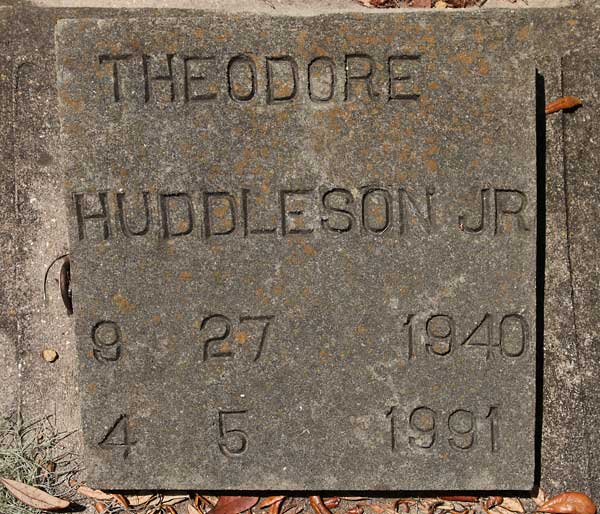 Theodore Huddleson Gravestone Photo