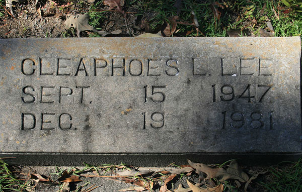 CLEAPHOES L. LEE Gravestone Photo