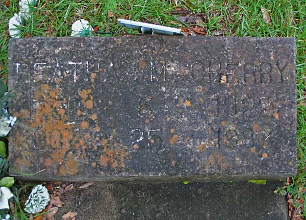 Reatha M. Cherry Gravestone Photo