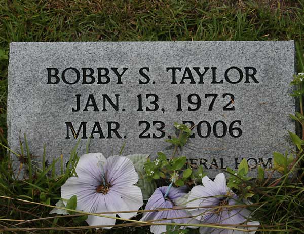 Bobby S. Taylor Gravestone Photo