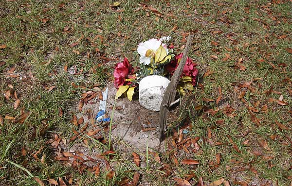  Unknown Gravestone Photo