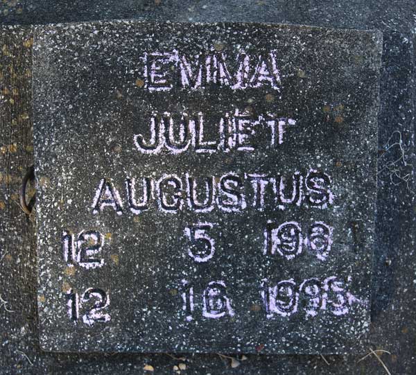 Emma Juliet Augustus Gravestone Photo