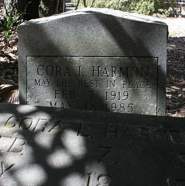 Cora L. Harmon Gravestone Photo