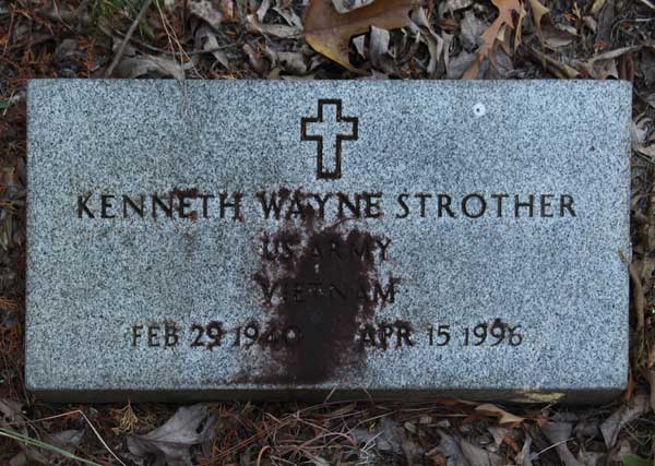 Kenneth Wayne Strother Gravestone Photo