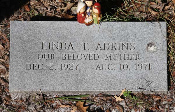 Linda T. Adkins Gravestone Photo