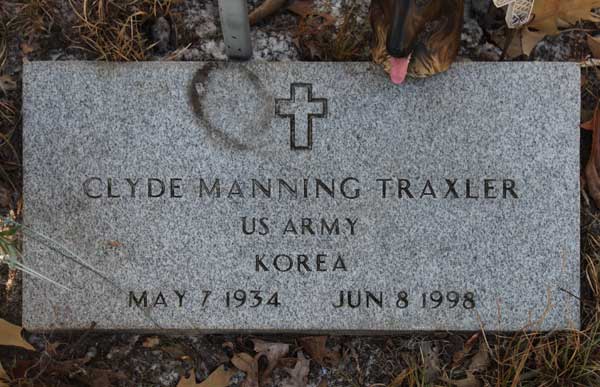 Clyde Manning Traxler Gravestone Photo