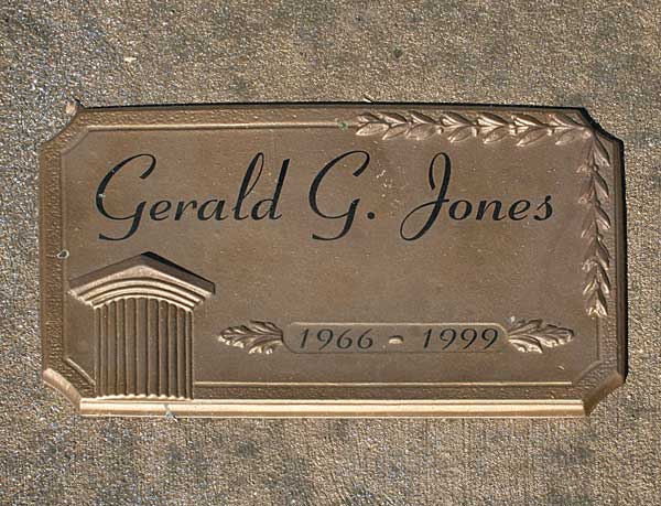 Gerald G. Jones Gravestone Photo