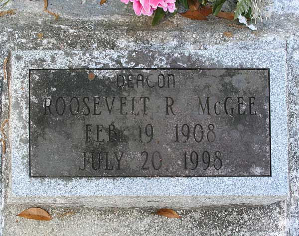 Roosevelt R. McGee Gravestone Photo