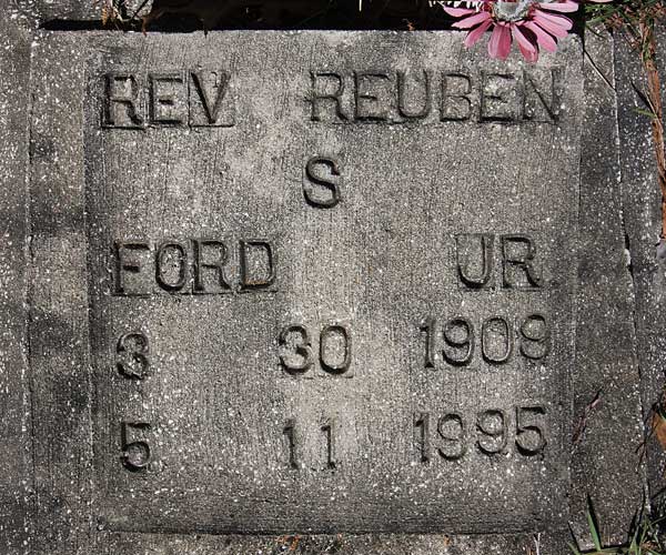 Rev. Reuben S. Ford Gravestone Photo