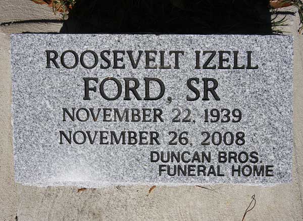 Roosevelt Izell Ford Gravestone Photo