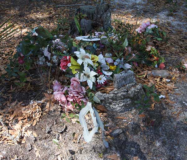  Unknown Gravestone Photo