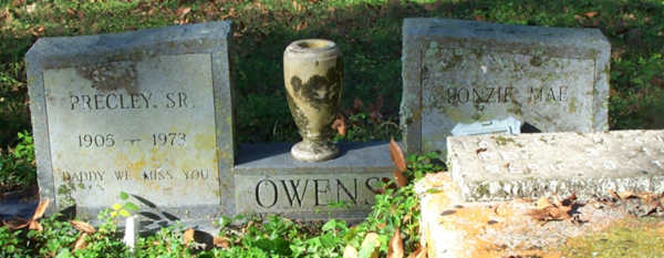 Pecley & Lonzie Mae Owens Gravestone Photo