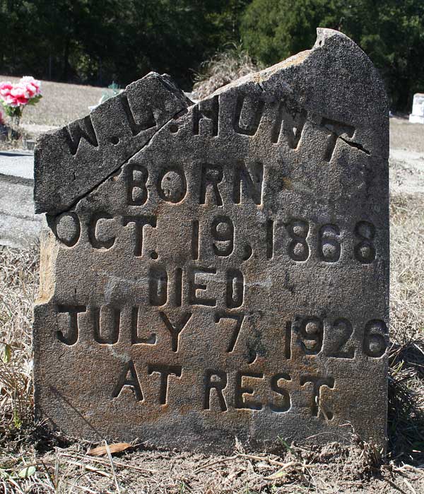 W.L. Hunt Gravestone Photo