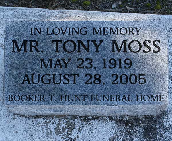Tony Moss Gravestone Photo