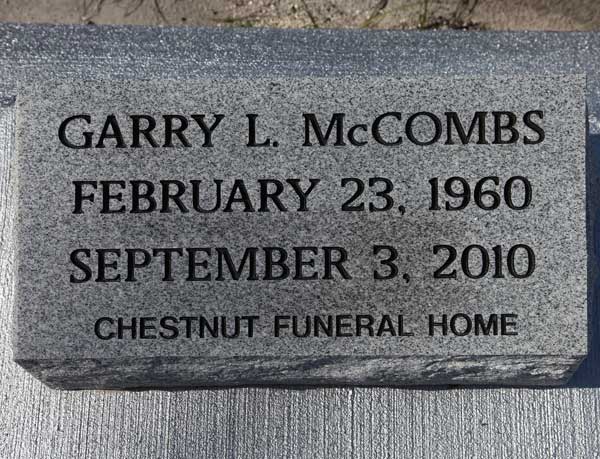 Garry L. McCombs Gravestone Photo
