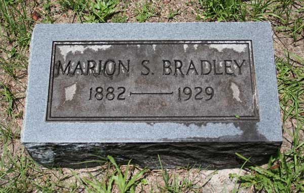Marion S. Bradley Gravestone Photo