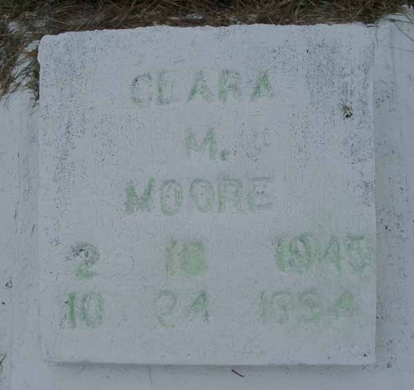 Clara M. Moore Gravestone Photo